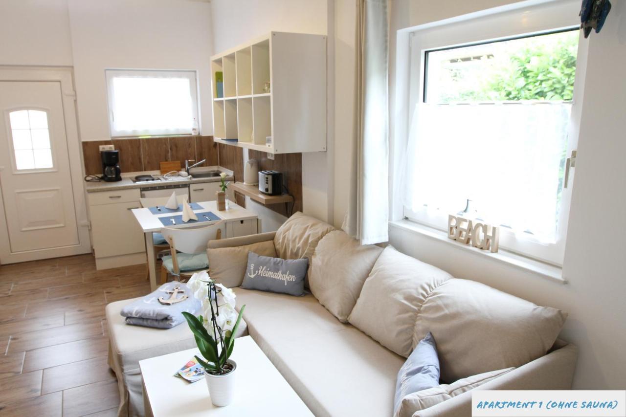 Tolles Studio Apartment In Tossens Fuer Junge Paare Exterior photo